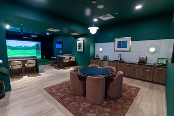 Golf & game simulator
